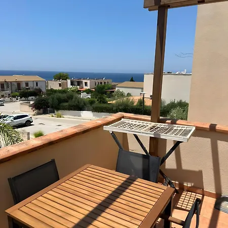 Casa Makari