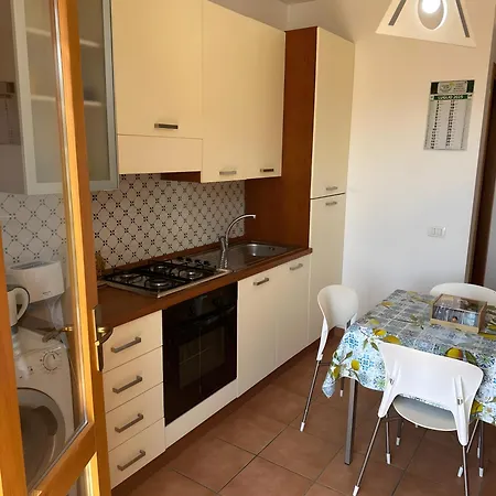 Casa Makari Macari