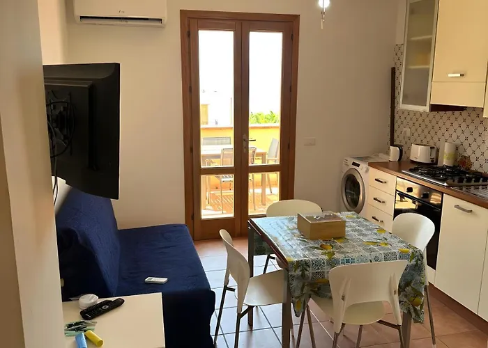 Casa Makari Macari